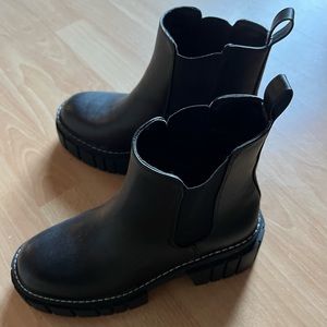 Ladies ankle boots